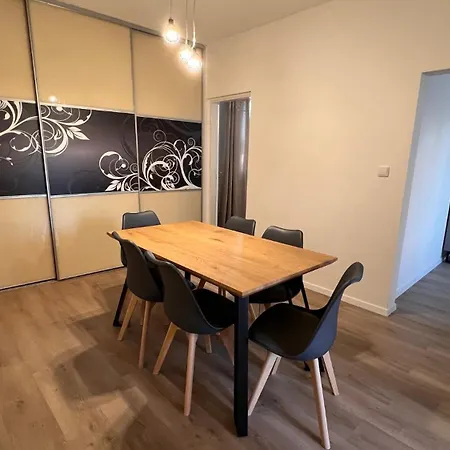 Air Conditioned 3 Apartment, Near Technopol * Bratislava