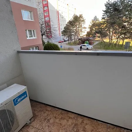 Apartment Air Conditioned 3 Apartment, Near Technopol