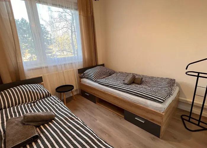 アパート Air Conditioned 3 Apartment, Near Technopol ブラチスラヴァ